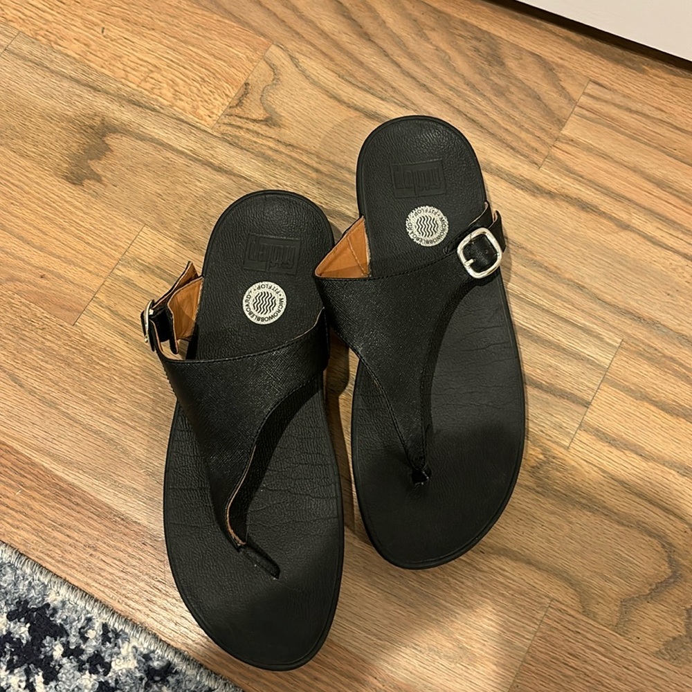 Fitflops barely worn size 9 in great condition